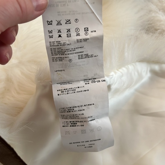 Prada Faux Fur Scarves in White and Blue 55” plus 12” tail like at the end white - Picture 8 of 11